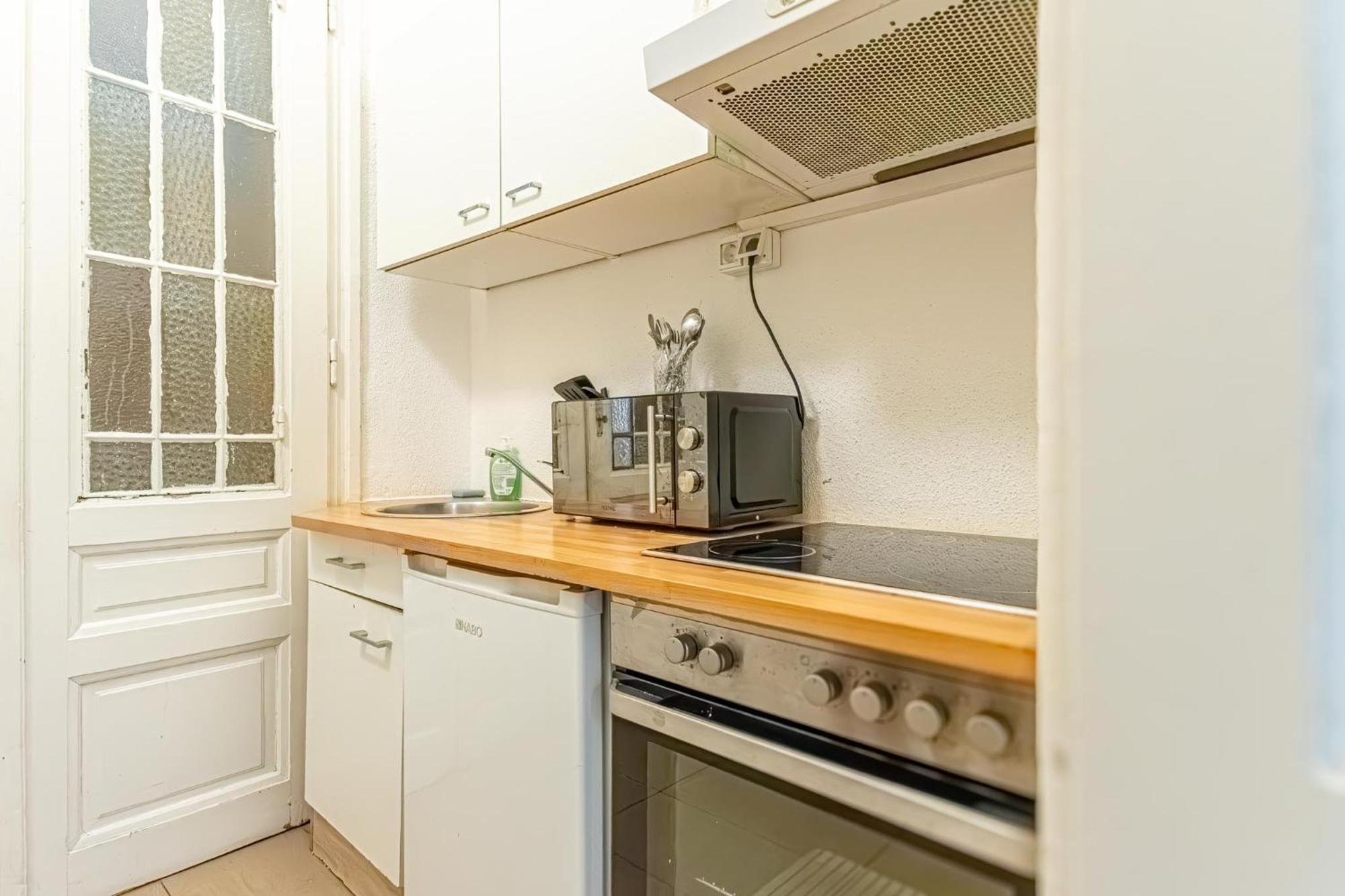 Chic Apartment- Suitable For Longstays Near Matzleinsforferplatz Відень Екстер'єр фото