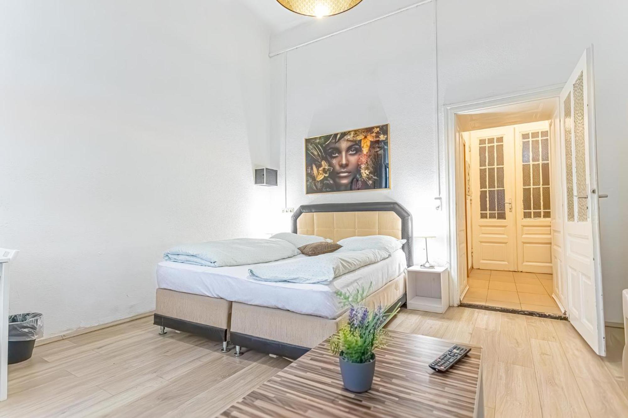 Chic Apartment- Suitable For Longstays Near Matzleinsforferplatz Відень Екстер'єр фото