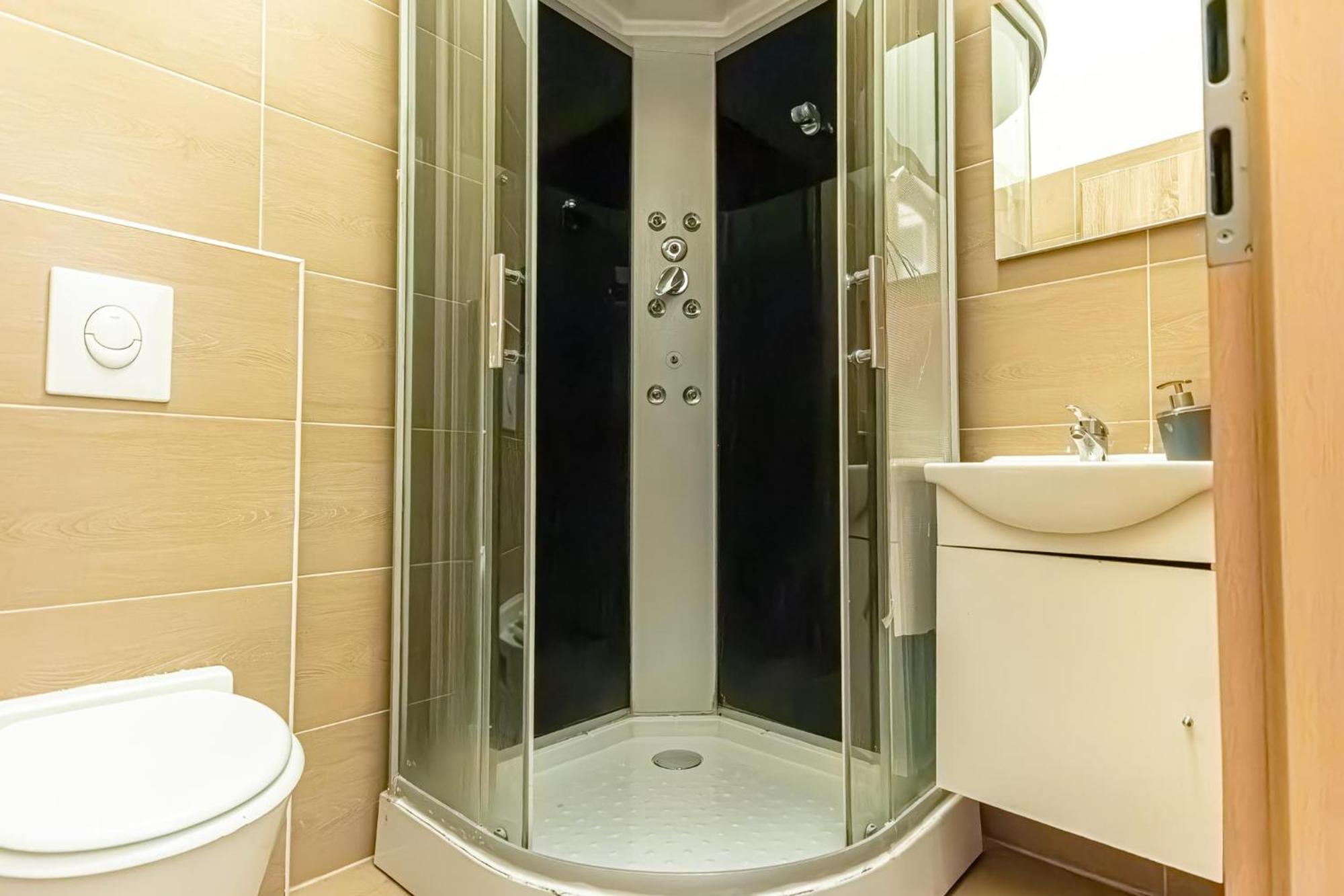 Chic Apartment- Suitable For Longstays Near Matzleinsforferplatz Відень Екстер'єр фото